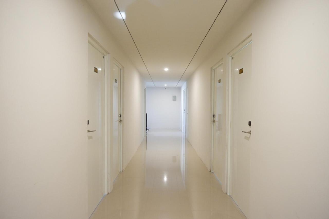 Reddoorz Plus Near Solo Baru Kültér fotó